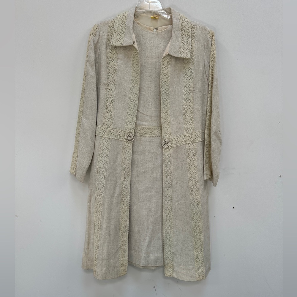Vintage linen and lace set